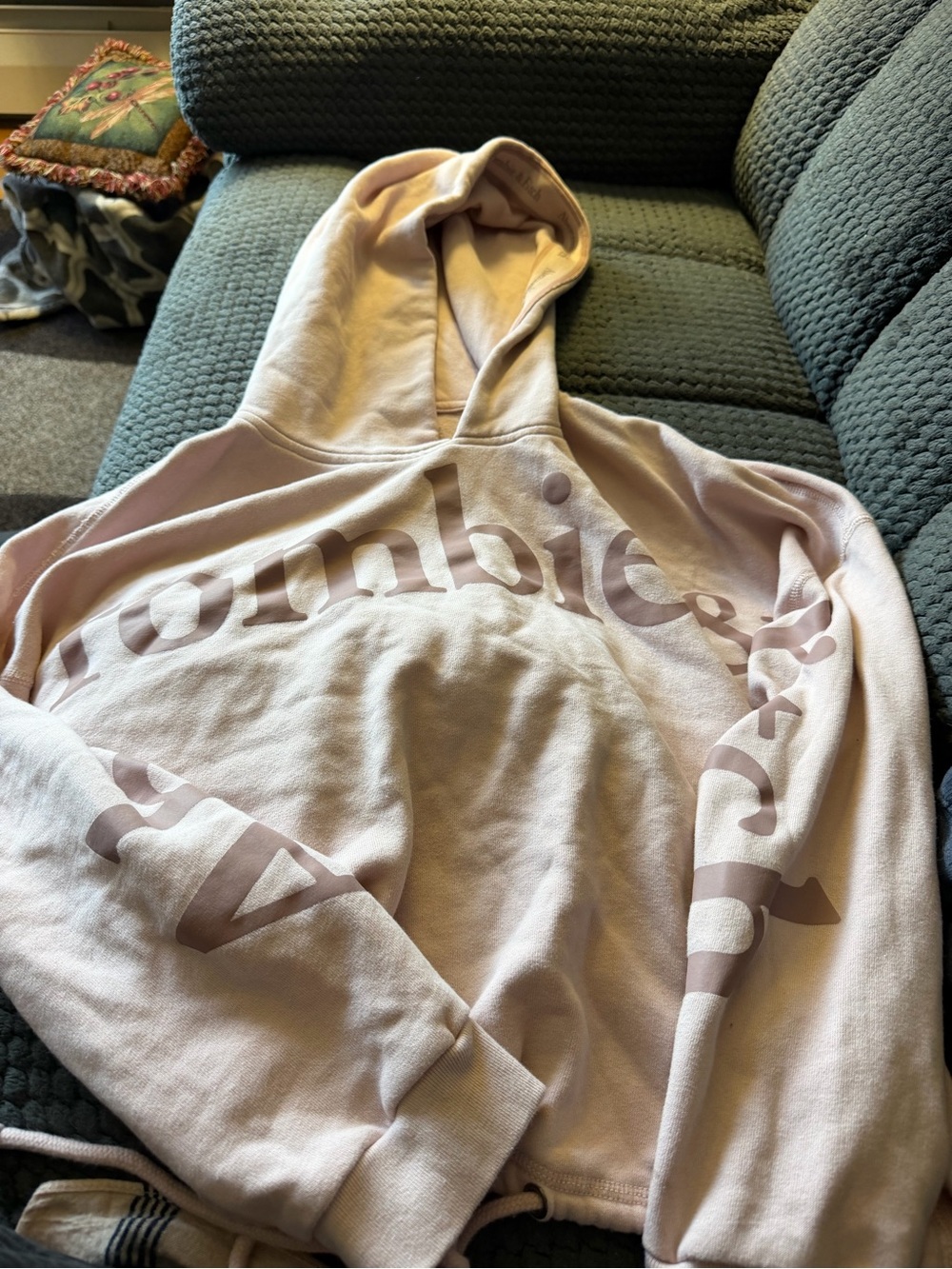 Vintage Abercrombie & Fitch light pink fleece hoodie